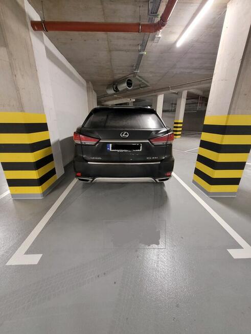 Super kawalerka w centrum, garaż w cenie, balkon, BEZ prow.