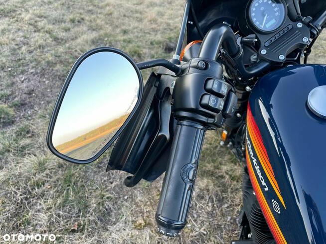 Harley-Davidson Sportster Iron 1200