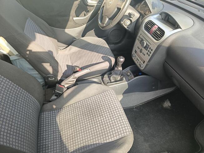 Opel Corsa 2005 1.2 benzyna