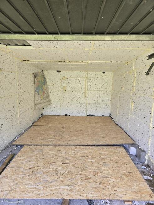 Sprzedam garaz blaszany odbior we własnym zakresie