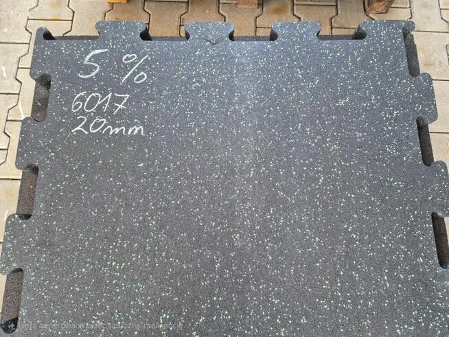 Maty gumowe PUZZEL z granulatu SBR- pod basen, zjeżdżalnie..