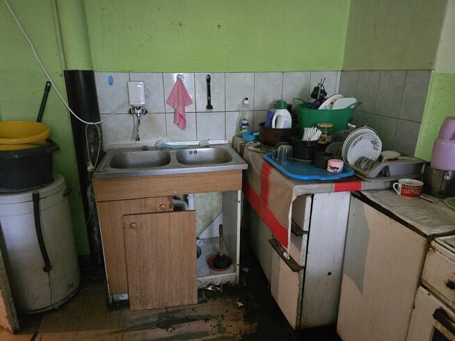 Sprzedam mieszkanie 37 mkw wroclaw -brochow ul pionierow