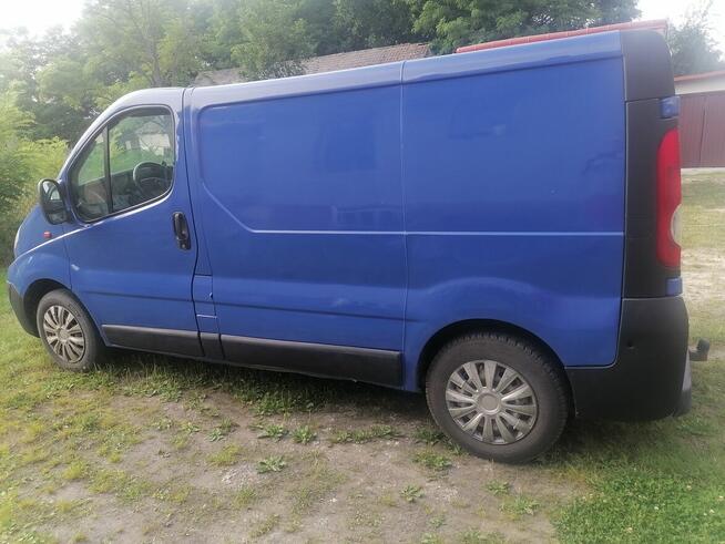 Opel vivaro lift 2007r sil 2.0d