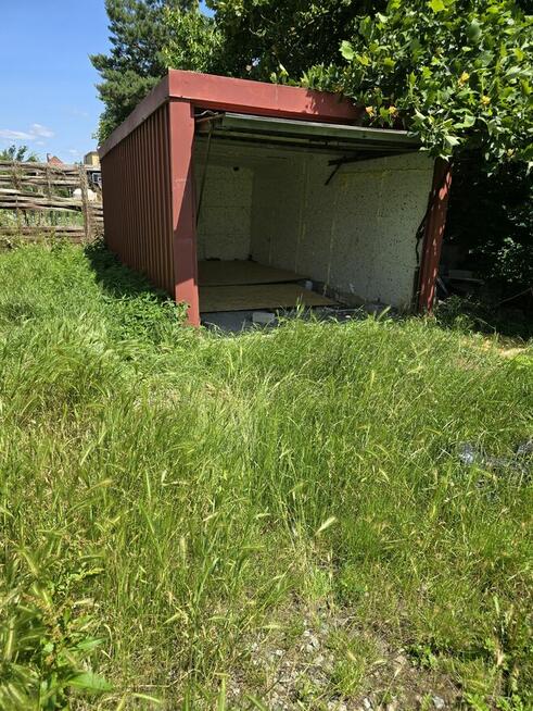 Do wynajęcia garaz blaszany na posesji prywatnej ogrodzony