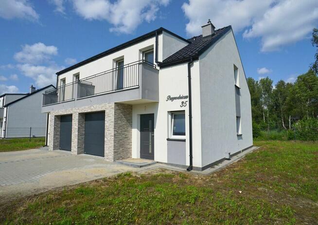 Bliźniak w stanie deweloperskim - Białuń