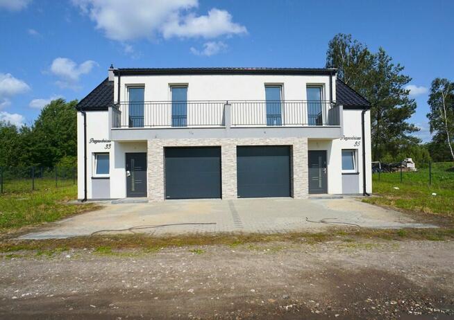 Bliźniak w stanie deweloperskim - Białuń