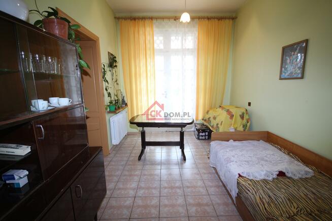 Dom Kielce Nowy Folwark, Otrocz