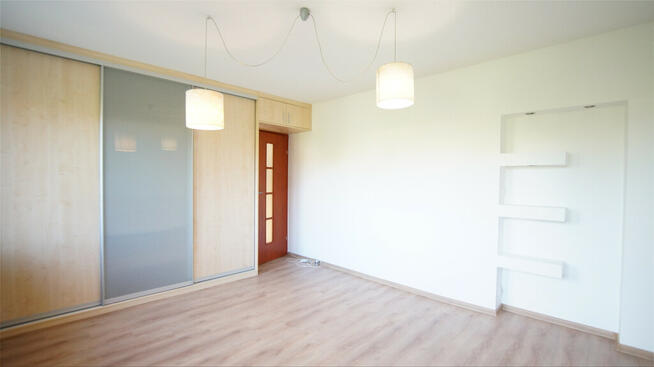 Sprzedaż mieszk.2pok. b.dobry standard Sródmieście