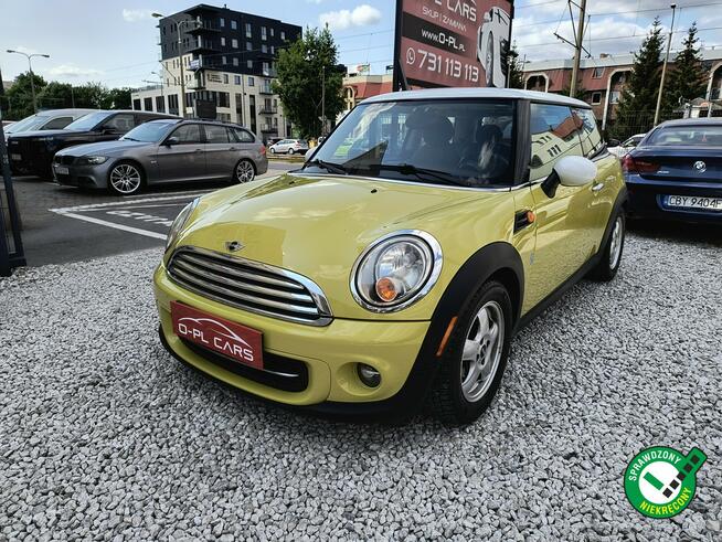 Mini Cooper Klimatyzacja l ISOFIX l Wielofunkcyjna Kierownica l 6-Biegów l AUX