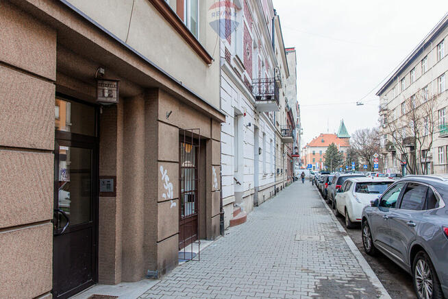 Mieszkanie 3p w kamienicy w pobliżu Salwatoru