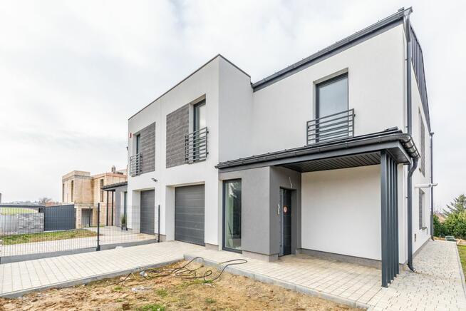 Dom Jakubowice Konińskie gm. Niemce,