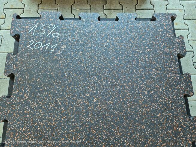 Maty gumowe PUZZEL z granulatu SBR- pod basen, zjeżdżalnie..