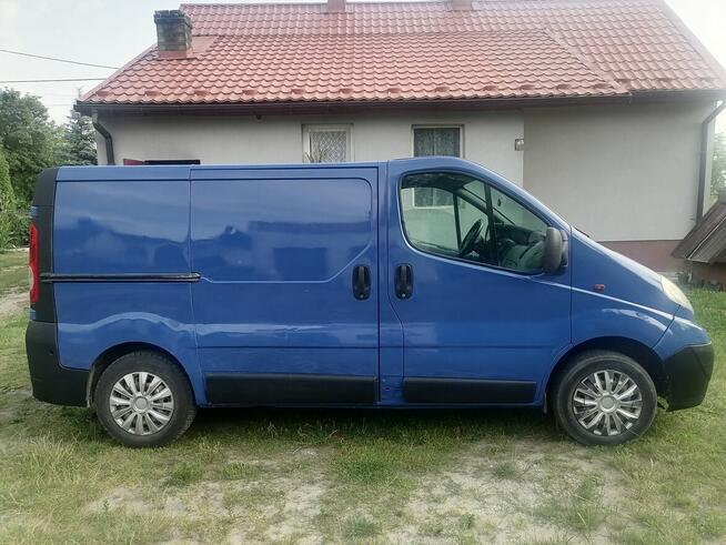 Opel vivaro lift 2007r sil 2.0d
