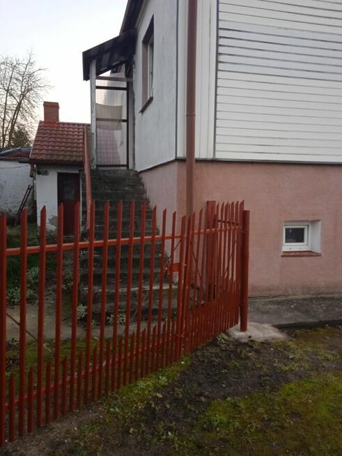 Sprzedam dom + zabudowe