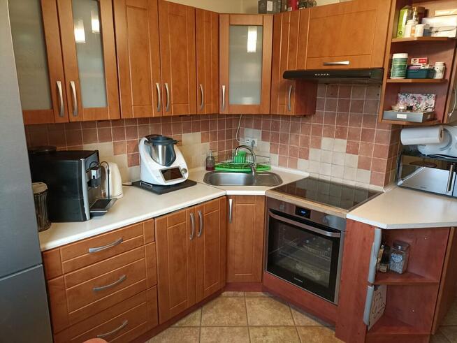 Sprzedam mieszkanie 3-pokojowe w Kobylej Górze