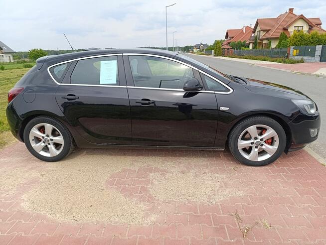 Opel Astra J 1.6 Turbo 180KM LPG 2010r