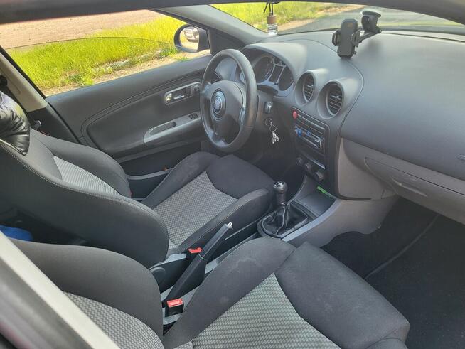 Sprzedam samochód osobowy seat Ibiza