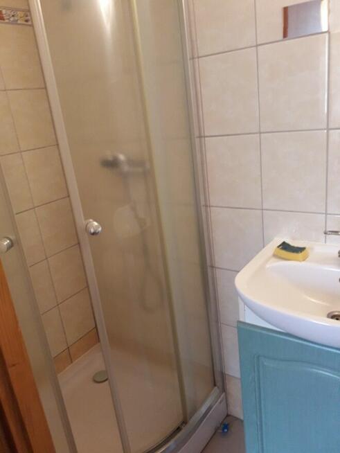 Jednoosobowy pokój z osobistą łazienką