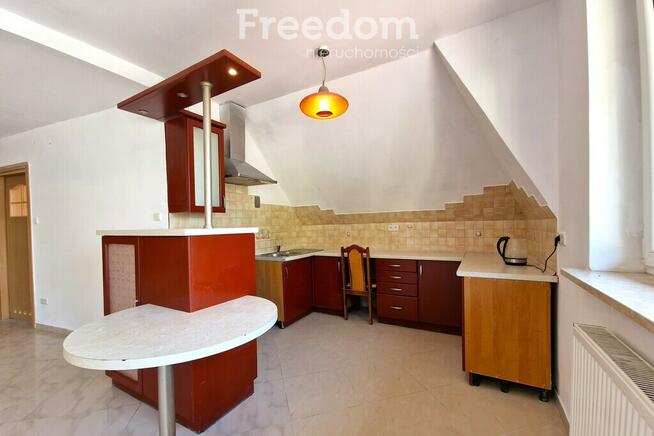 Obiekt wielefunkcyjny na sprzedaż-centrum Huszlewa