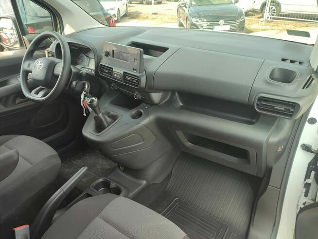 Toyota Proace City Salon polska fv23