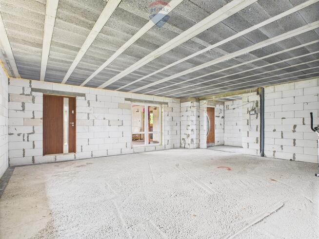 Dom w stanie surowym zamkniętym