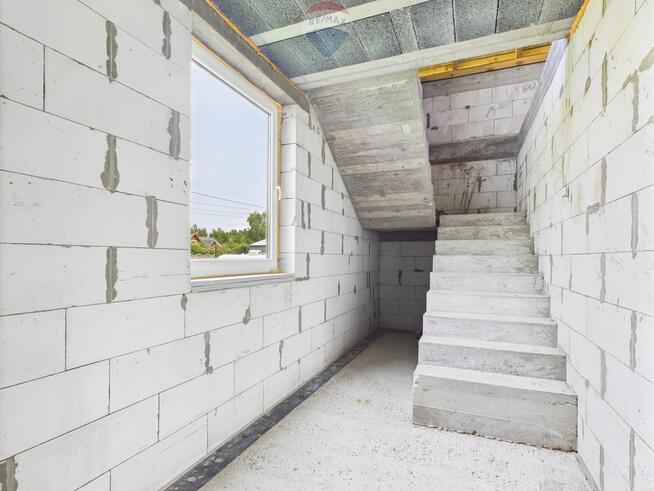 Dom w stanie surowym zamkniętym