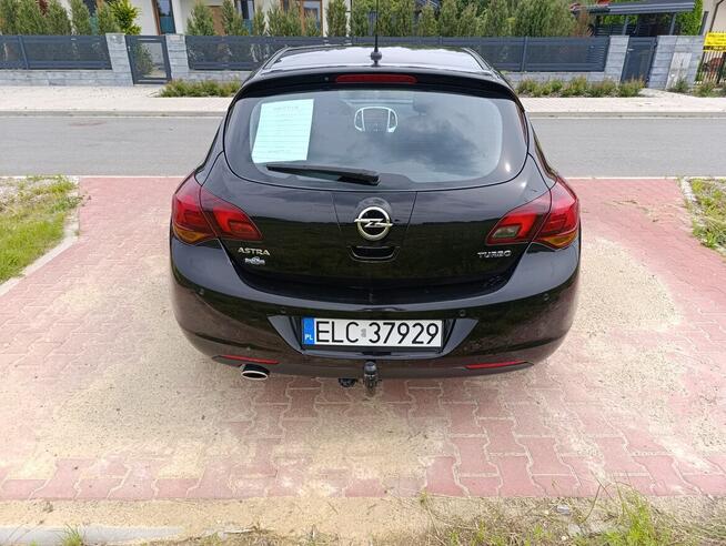 Opel Astra J 1.6 Turbo 180KM LPG 2010r