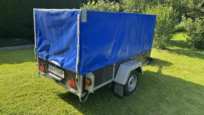 Przyczepa lekka Niewiadów 560 DMC z hamulcem najazdowym