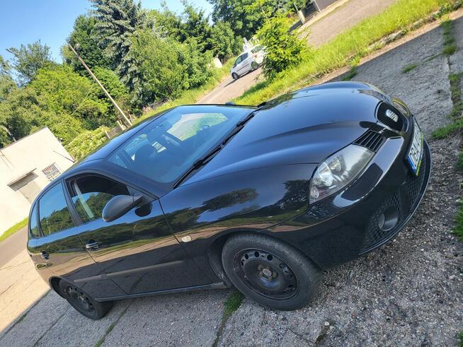 Sprzedam samochód osobowy seat Ibiza