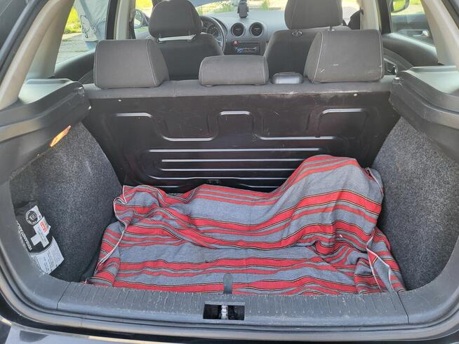 Sprzedam samochód osobowy seat Ibiza