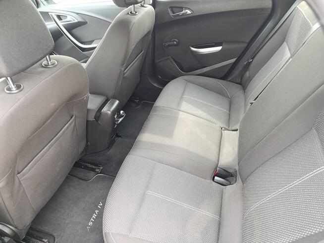 Opel Astra J 1.6 Turbo 180KM LPG 2010r