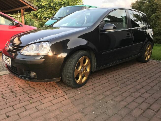 Volkswagen Golf V 2.0 TDi DSG