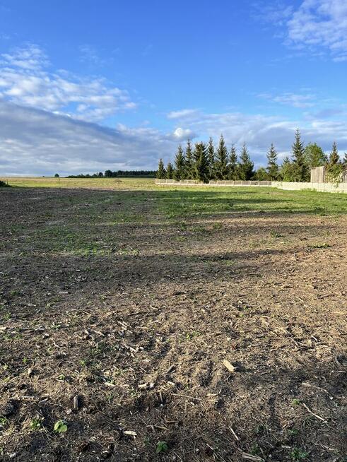 Sprzedam działkę budowlaną 40 arów