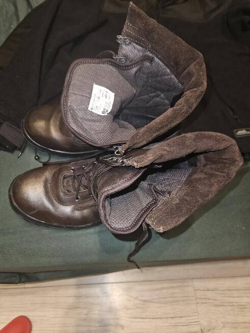 Odsprzedam komplet odzieży wojskowej