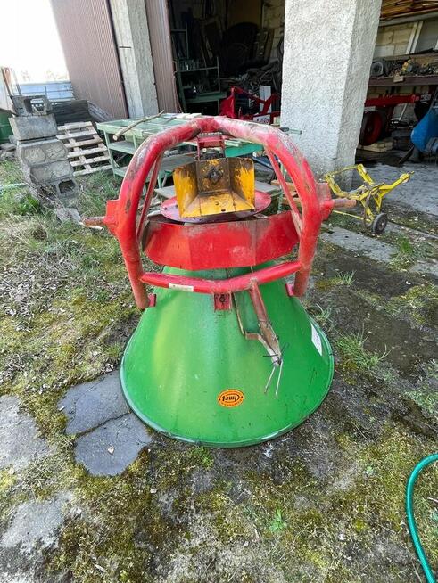 Sprzedam rozsiewacz nawozu Biofamar