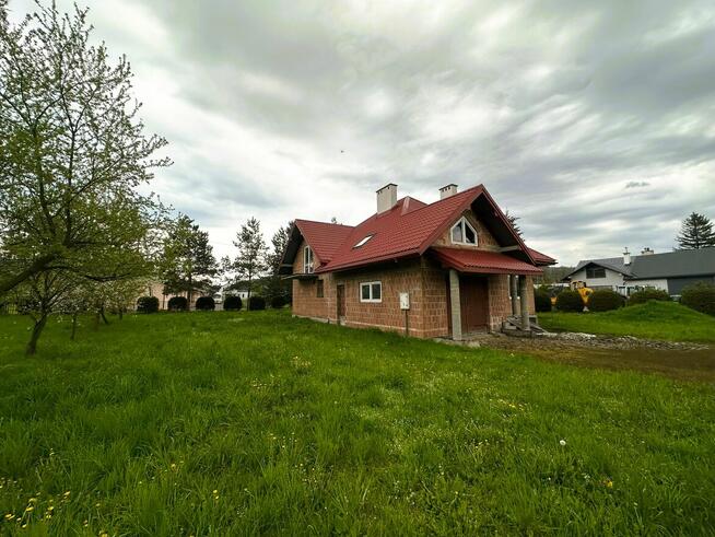 Dom Dukla w bardzo atrakcyjnej lokalizacji - do wykończenia