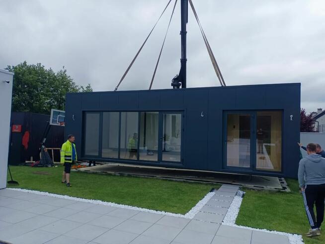 Sauna ogrodowa z pomieszczeniem relaksu