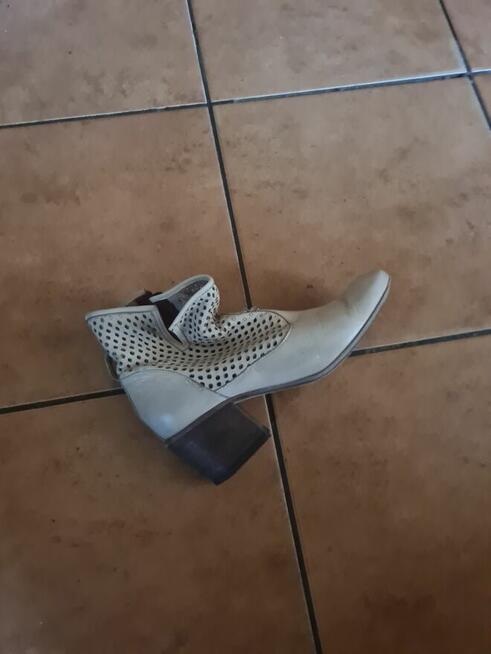 Sprzedam buty badura botki