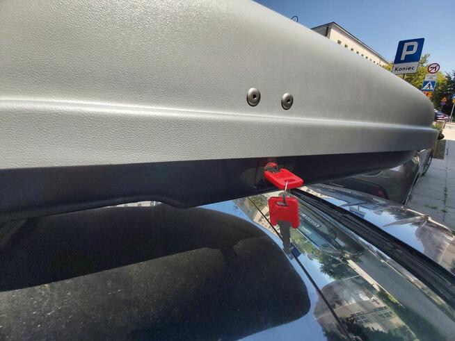 BOX samochodowy zadbany