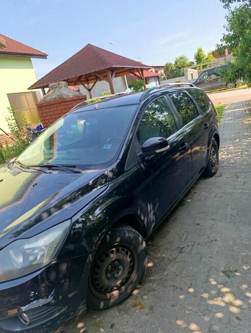 Ford Focus 1.8 +gaz edycja Black Shadow