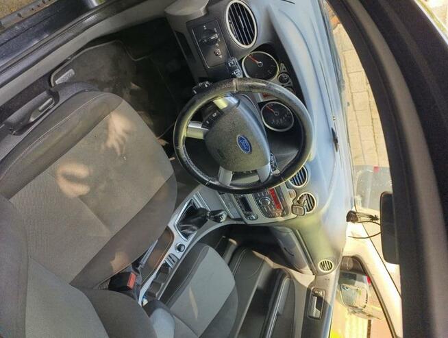 Ford Focus 1.8 +gaz edycja Black Shadow