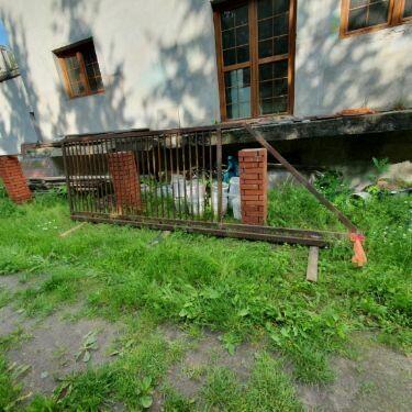 nowa masywna solidnie wykonana brama przesuwna