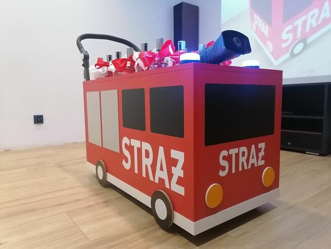 Wódkowóz WESELE drinkbar do przewożenia alkoholu megafon