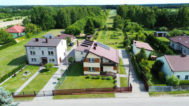 Dom - PC i fotowoltaika na dużej działce.