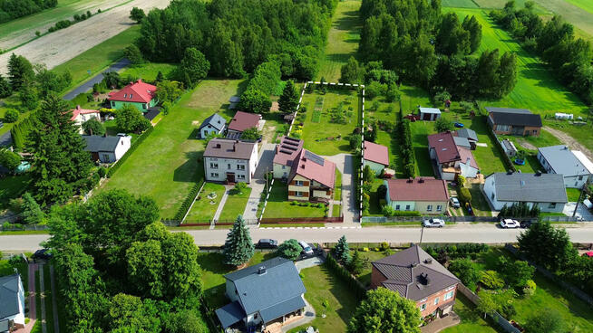 Dom - PC i fotowoltaika na dużej działce.