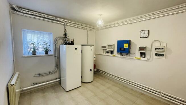 Dom - PC i fotowoltaika na dużej działce.