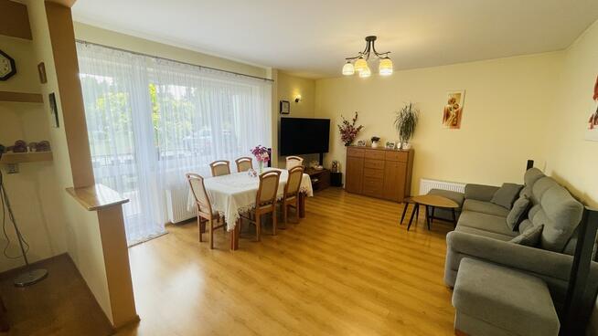 Dom - PC i fotowoltaika na dużej działce.