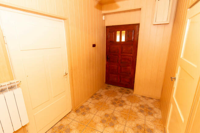 Dom 71,7m2 + zabudowania + działka 3051m2 - Okół