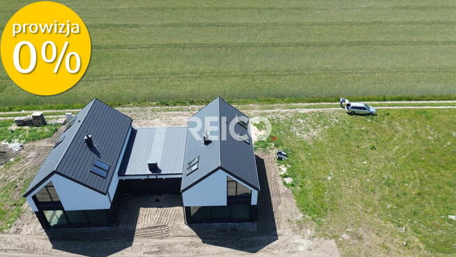 Serock, nowoczesny bliźniak, duże przeszklenia