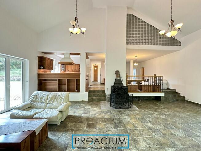 Rezydencja z linią brzegową Drwęcy